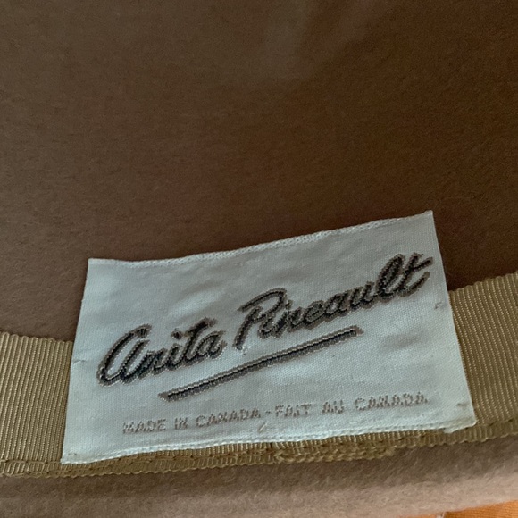 Vintage Hat - Anita Pineault - Picture 4 of 4